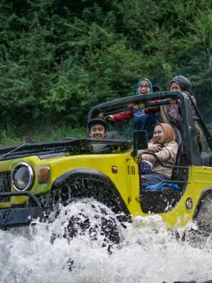 Jeep Lava Tour Merapi Paket Short