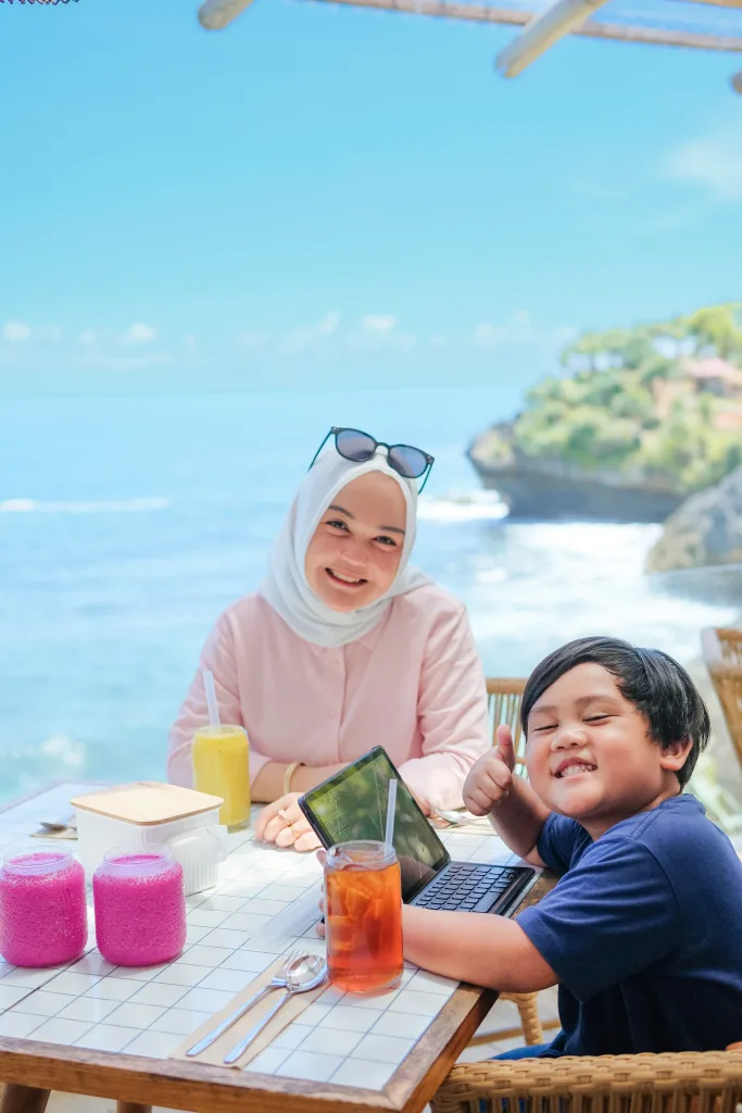 jasa foto gunungkidul fotografer prewed prewedding liburan trip couple family