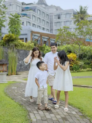 jasa foto family jogja, fotografer jogja, hyatt regency