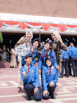 Jasa Foto Kelulusan SMA Taruna Nusantara